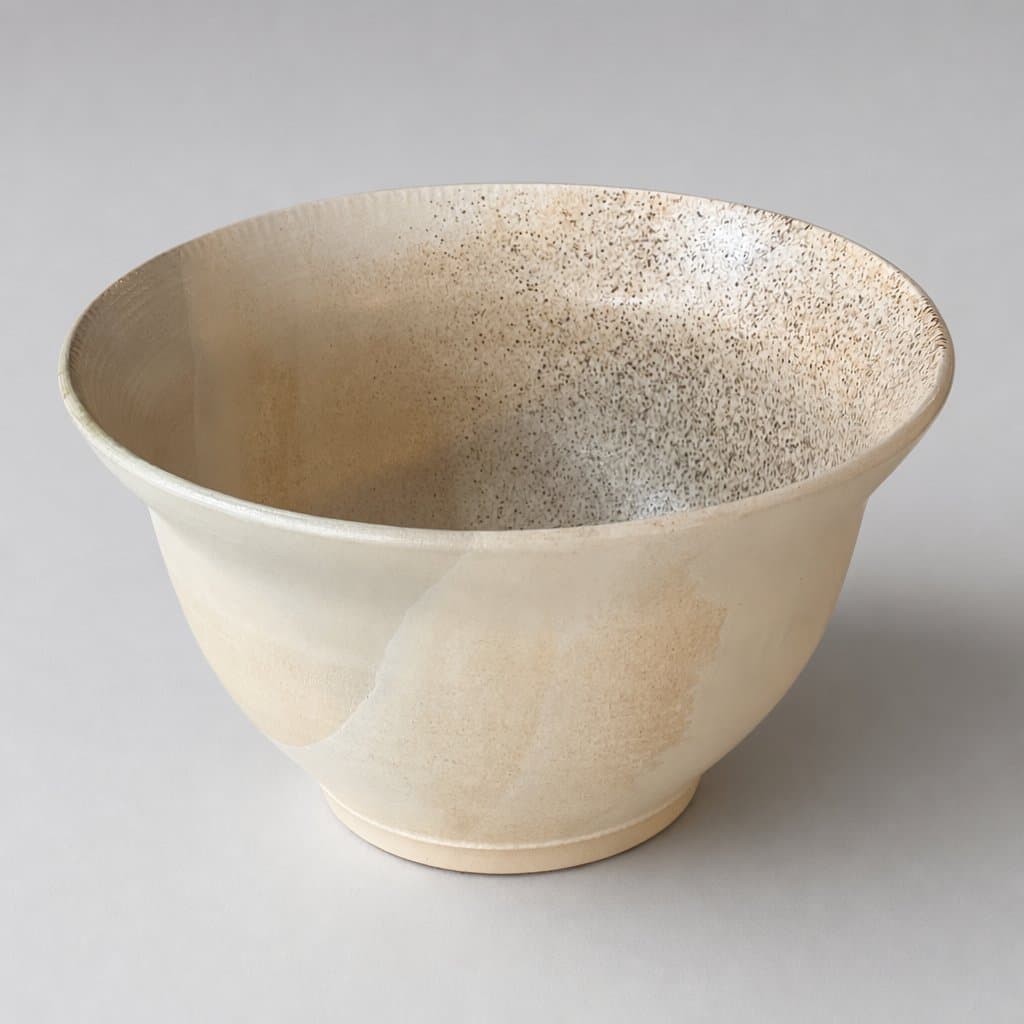 Large, cream stoneware salad bowl in speckled cream and robin's egg